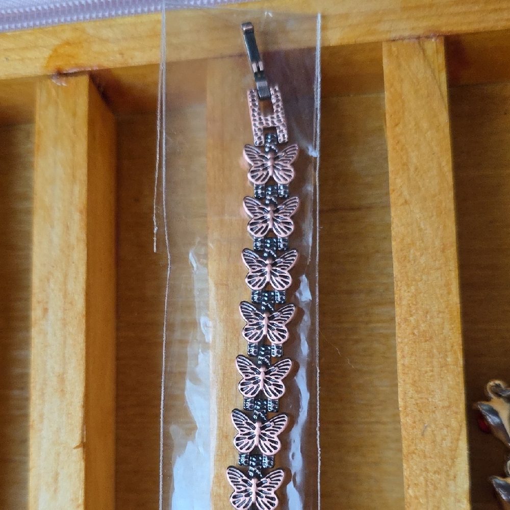 Butterfly Bracelet in Rose Gold and Black